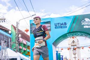 BIB: 5073
                            <button type="button" onclick="openModal(21780147)" class="btn btn-primary btn-sm float-right btn-popup" data-toggle="modal" data-target=".modal-high-quality">
                        <i class="fas fa-shopping-cart"></i> Add to Cart
                    </button>
                                            <button type="button" onclick="isThisMe(21780147, true)" class="btn btn-success btn-sm float-right btn-popup btn-isme hidden" data-toggle="tooltip" data-placement="bottom" title="นี่คือรูปของคุณใช่ไหม คลิกที่นี่เพื่อเอาเข้าอัลบั้ม">
                        <i class="fas fa-plus"></i> Add to album
                    </button>
                    <button type="button" onclick="isThisMe(21780147, false)" class="btn btn-warning btn-sm float-right btn-popup btn-isnotme hidden">
                        <i class="fas fa-ban"></i> Remove from album
                    </button>